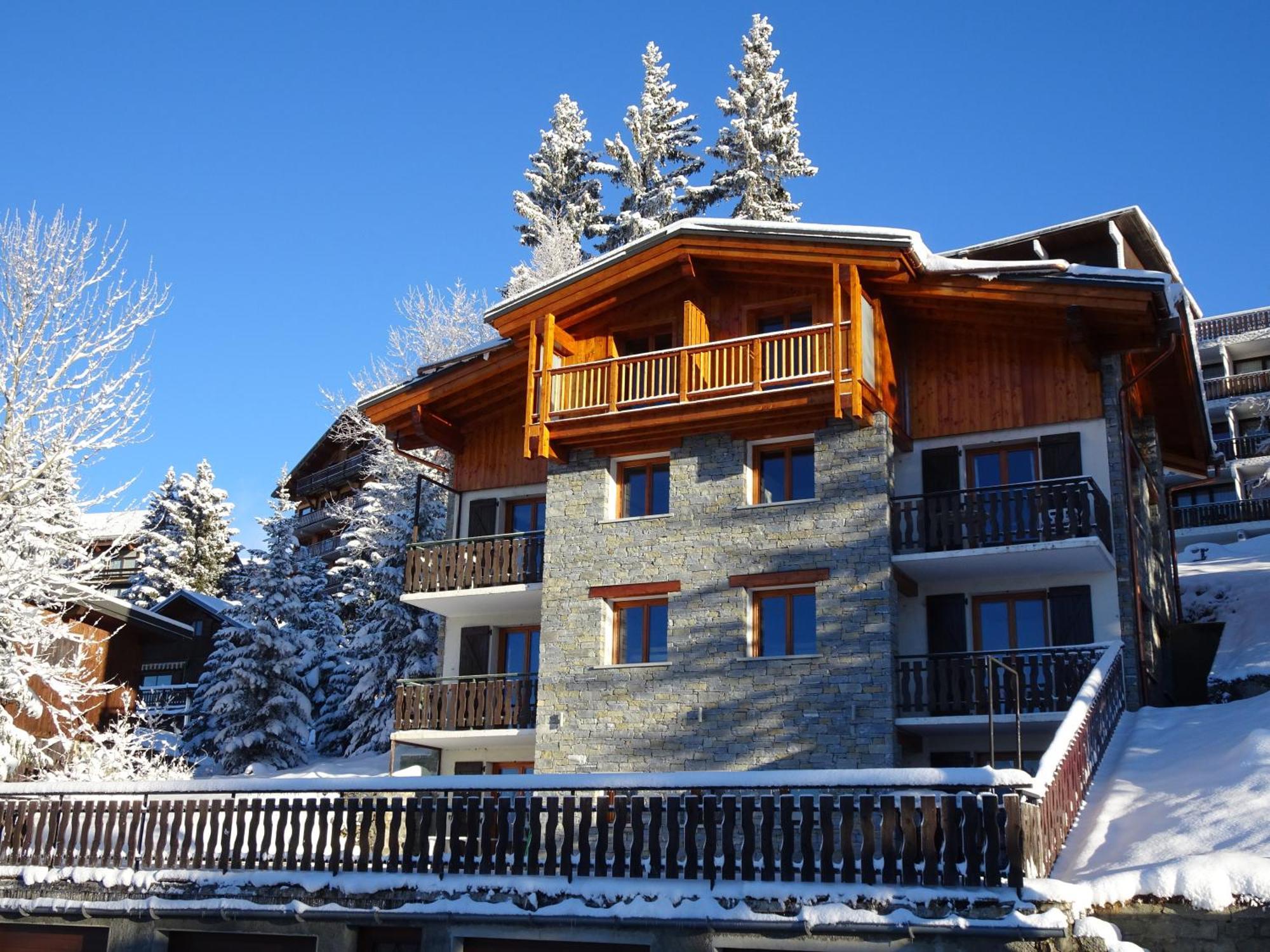 Appartement Dans Un Chalet Typique De Montagne A La Rosiere Montvalezan Exterior photo